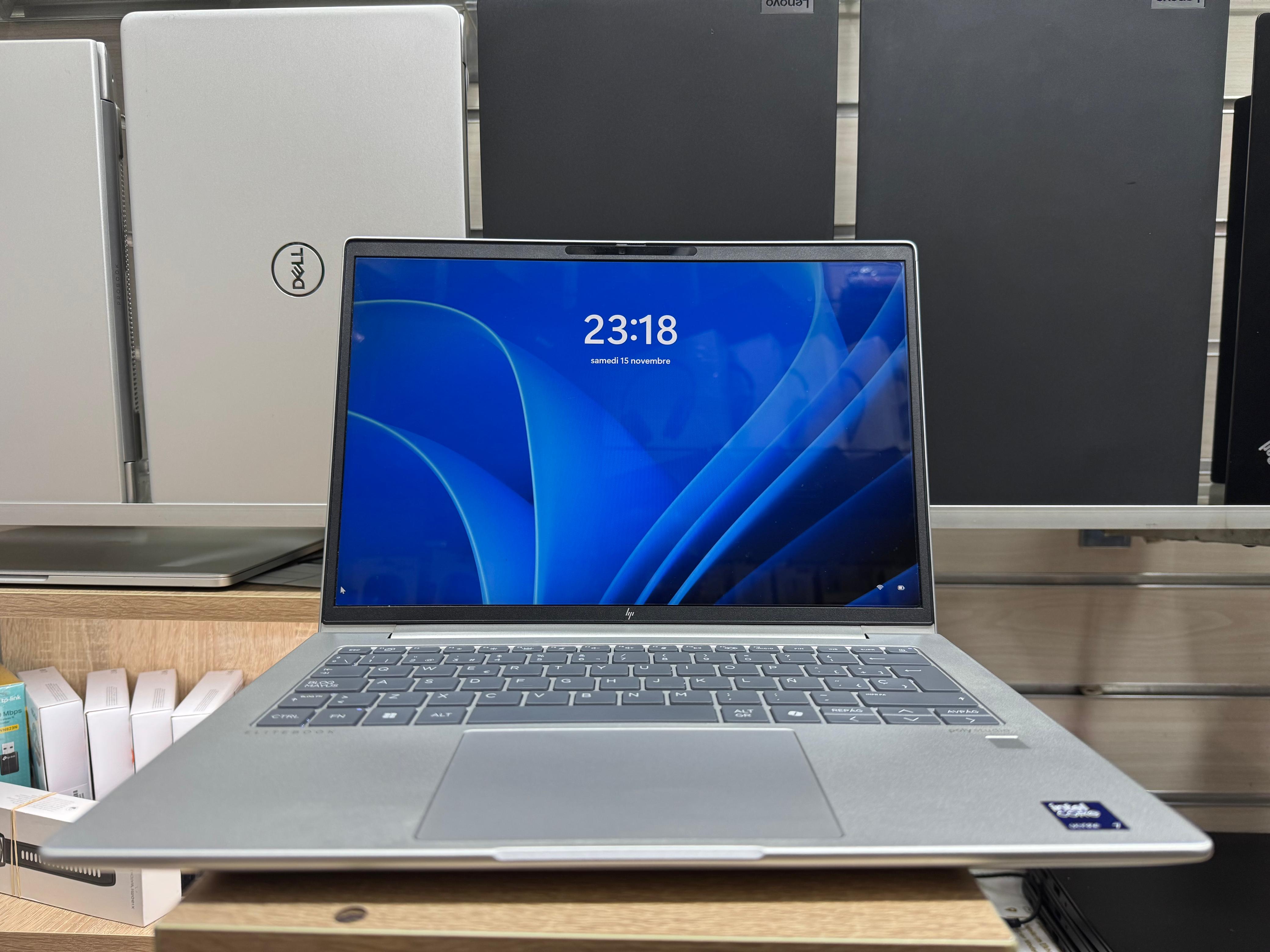 HP EliteBook 640 G11